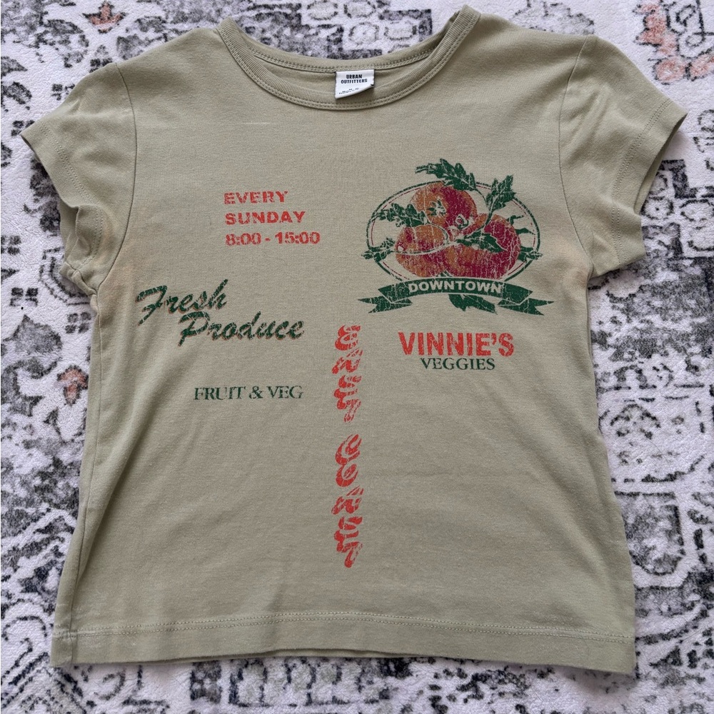 Urban outfitters graphic baby tee cropped